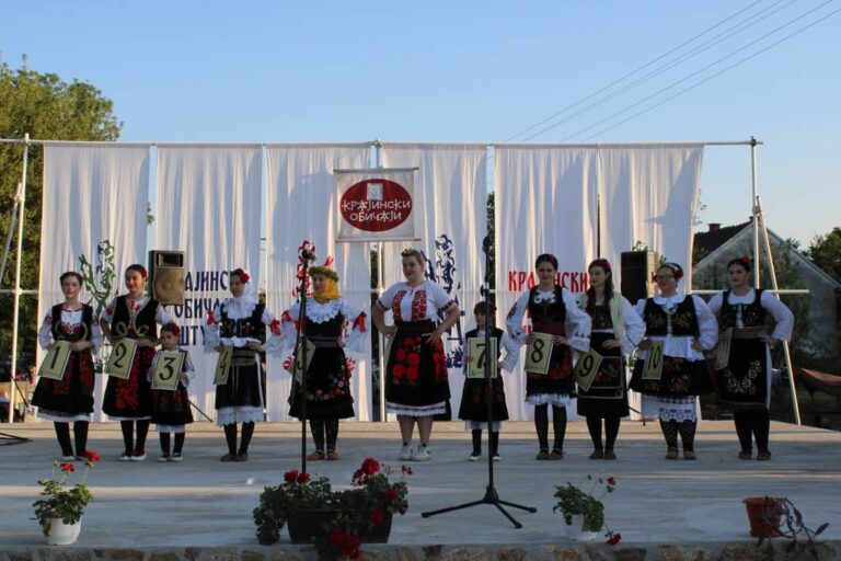 web-Krajinski-obicaji-1